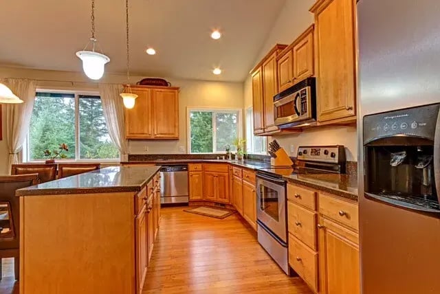 20303 197th Ave E