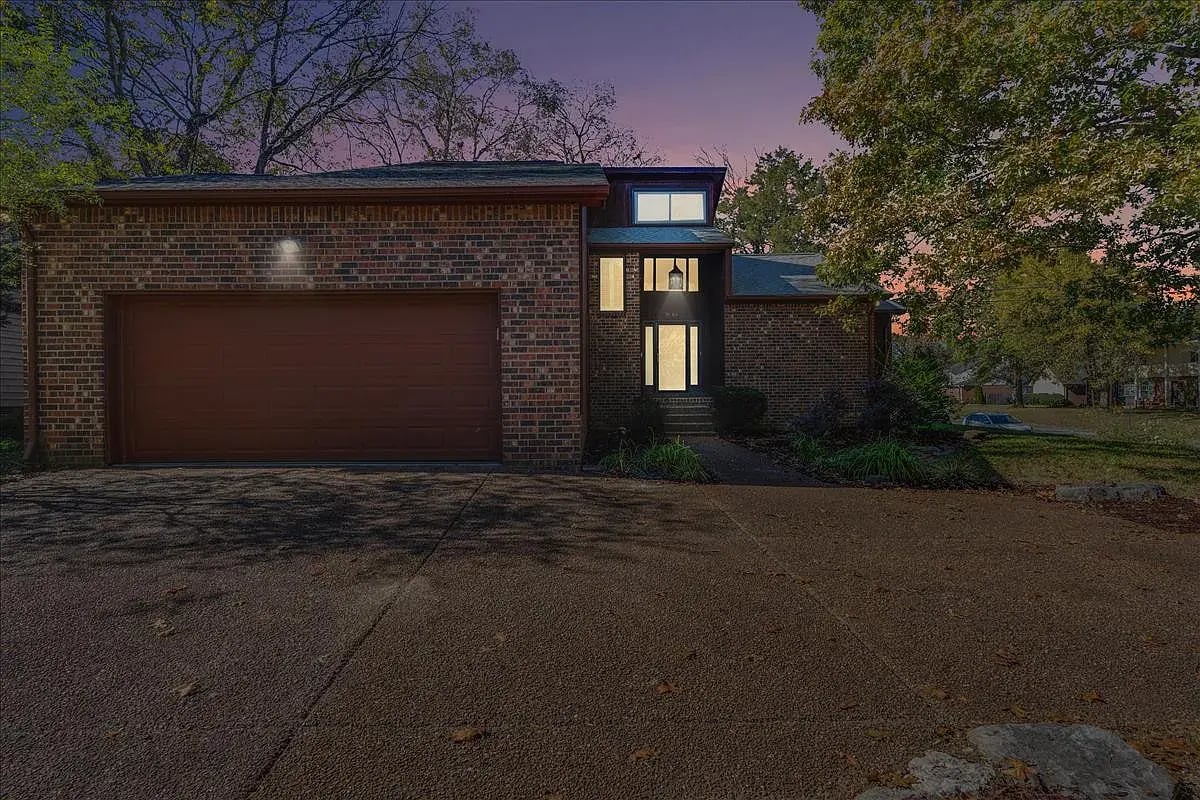 3640 Anderson Rd
