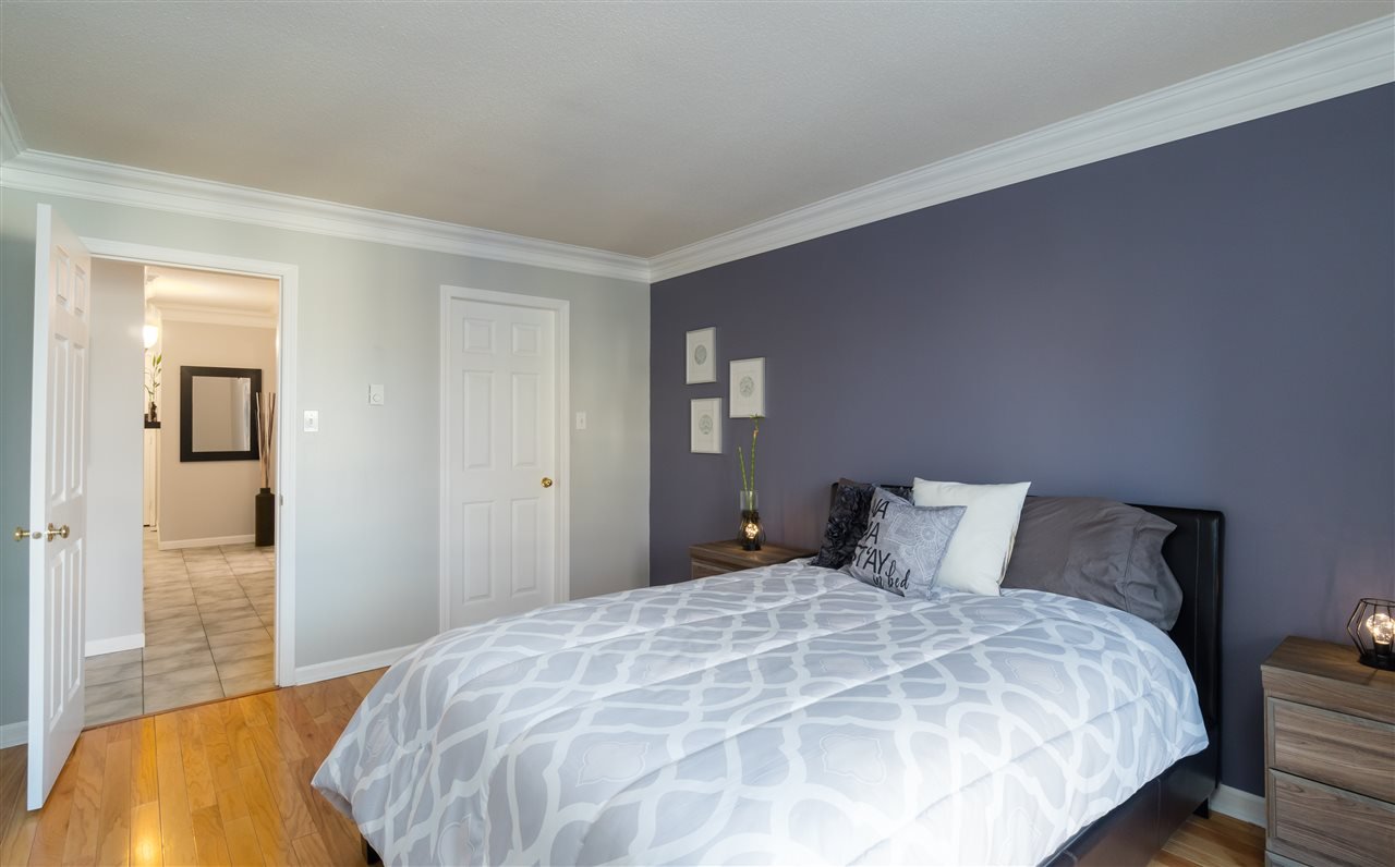 301-1640 W 11th Ave