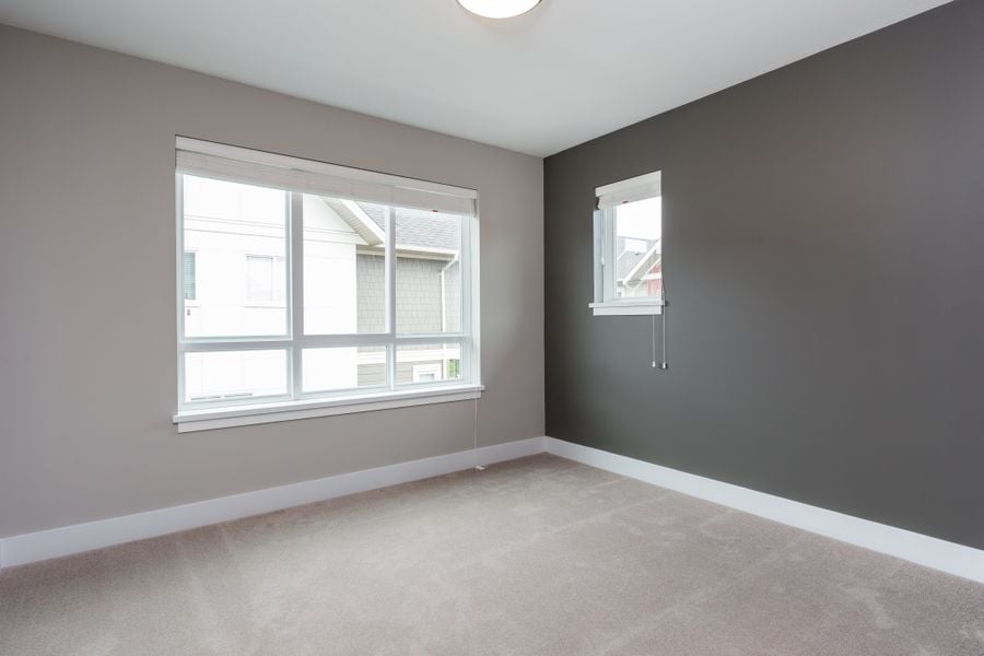 551-4688 Hawk Ln