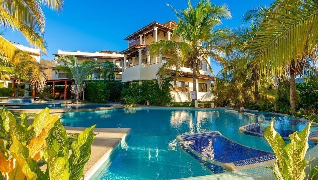 Panoramic Ocean View Townhouse in Playas del Coco