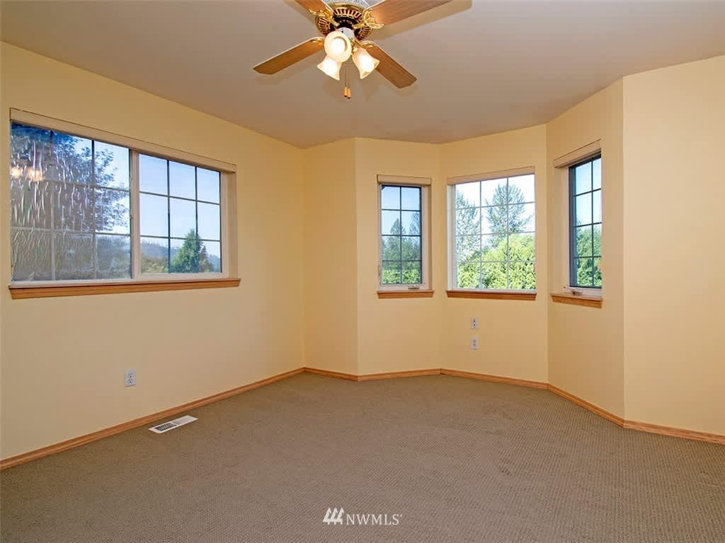 24808 153rd Pl SE