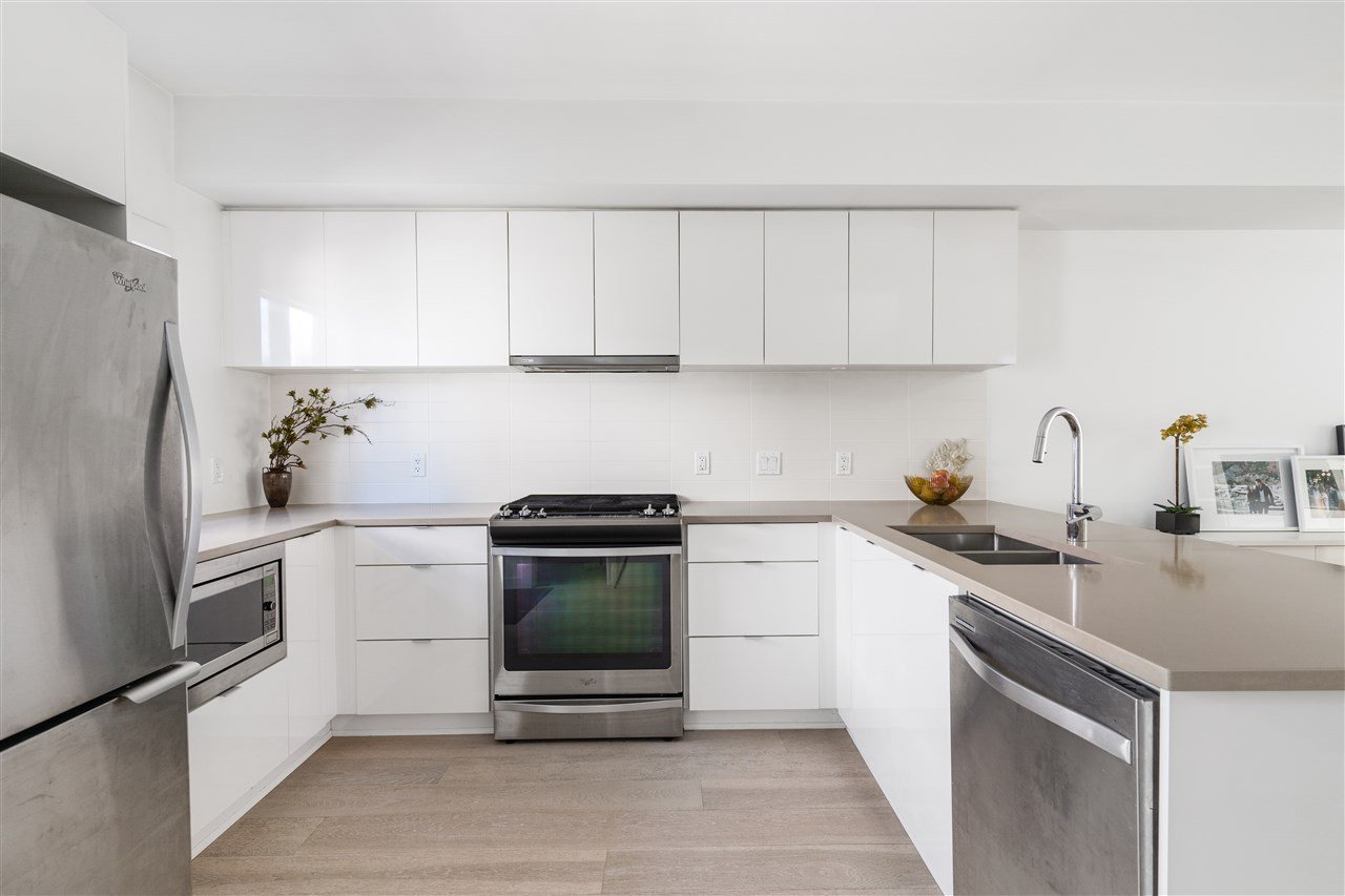 109-453 E 16th Ave