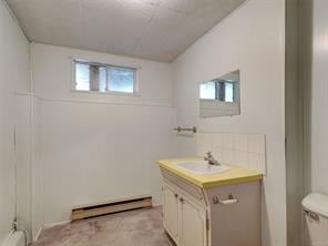 1115 Rolmar Cres