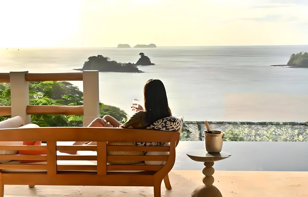 Casa Chameleon Condos