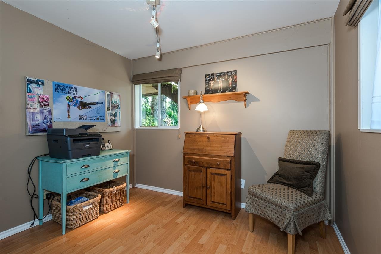 1196 Deep Cove Rd