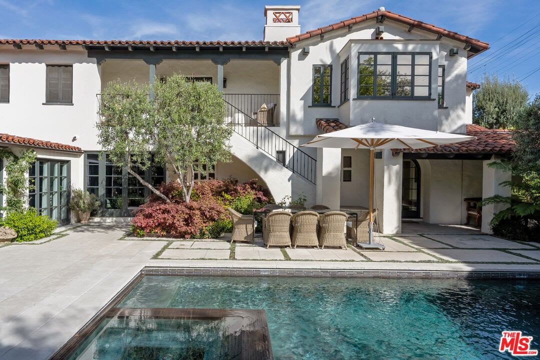 Paradise Palazzo