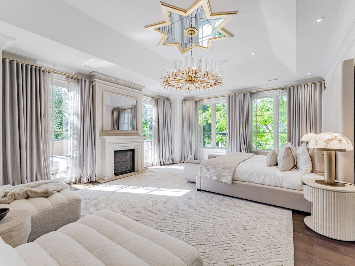 A World Of Exclusive Modern Luxury 