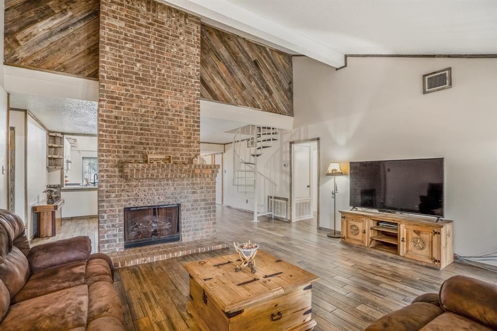 7107 FAWN RIVER CIRCLE