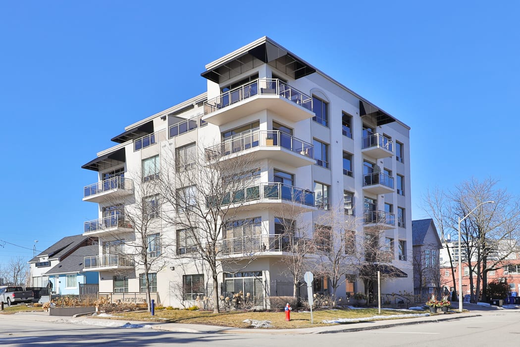 50 Port St E #PH1, Mississauga