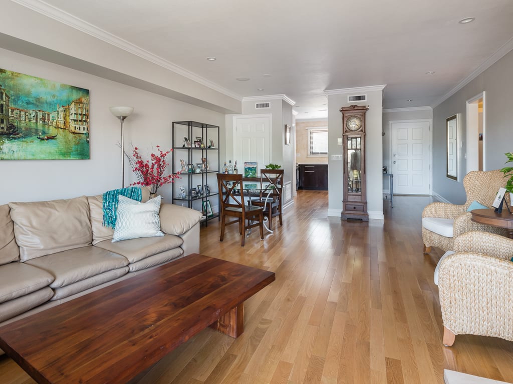 900 Cedar Unit: 310