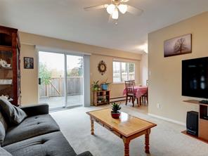 382 Burnside Rd
