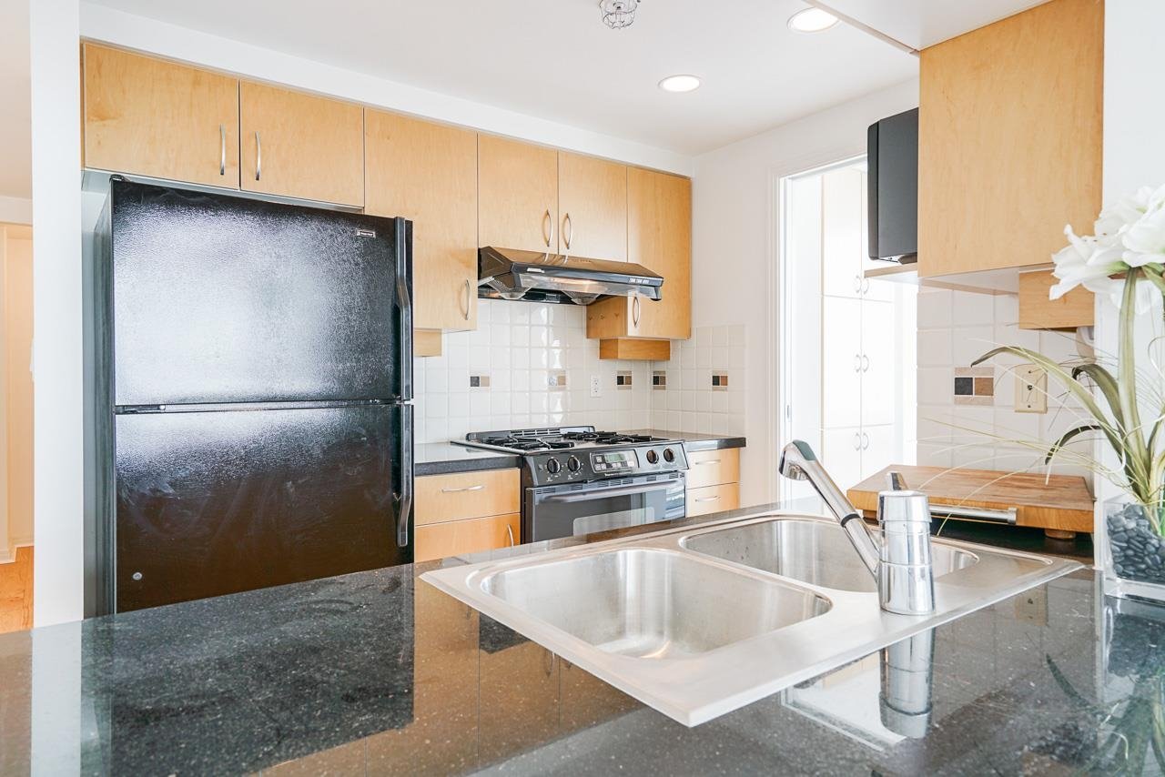 3205-1199 Marinaside Crescent, Vancouver