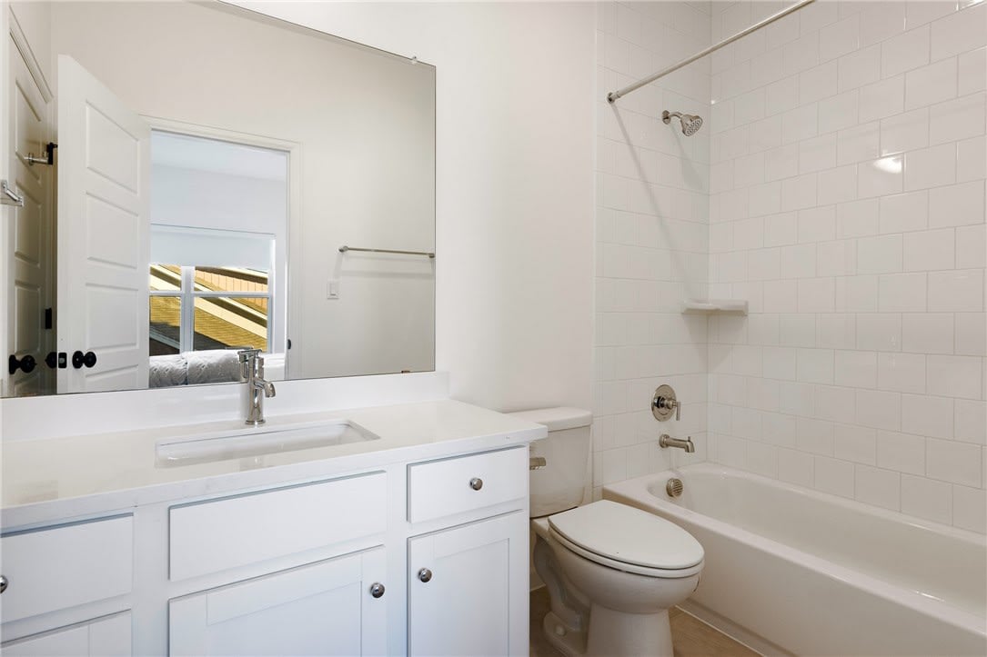 258 Townes Ct