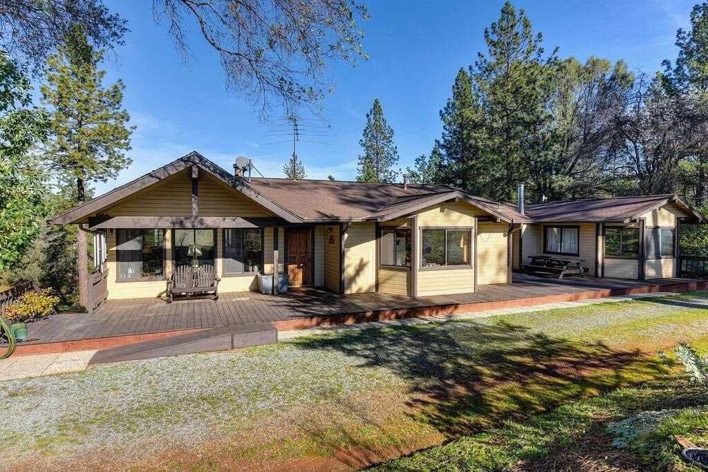 2831 Derrick Drive