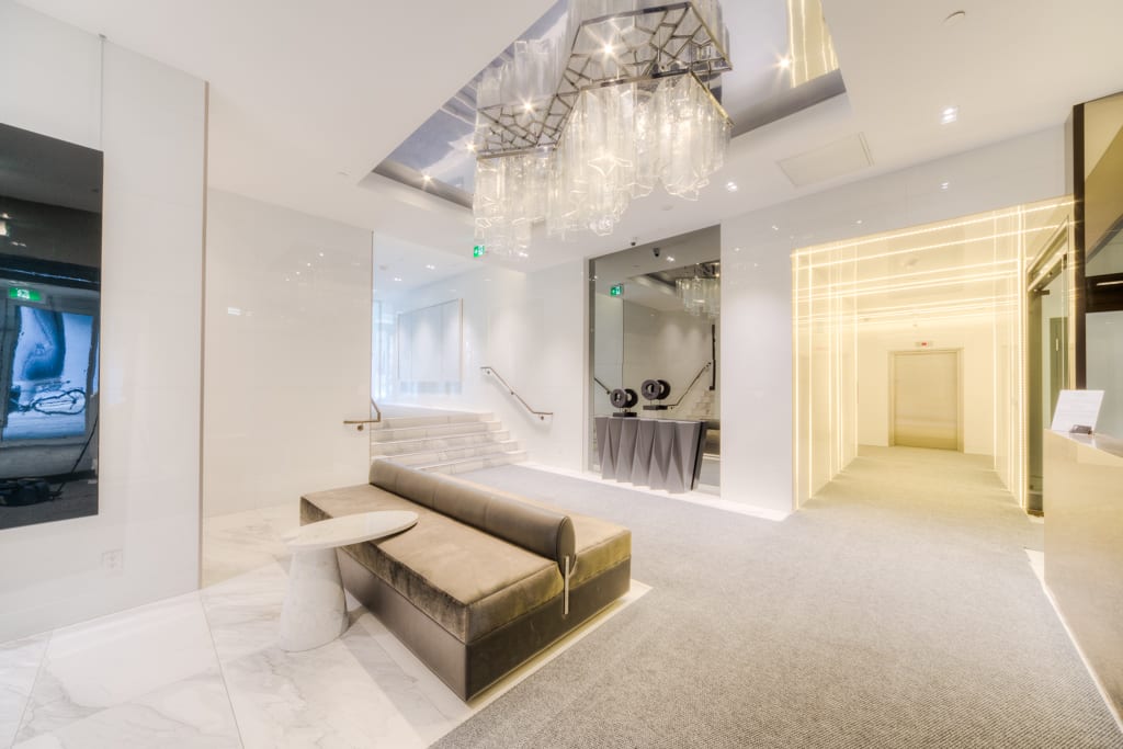 FOREST HILL CORNER SUITE