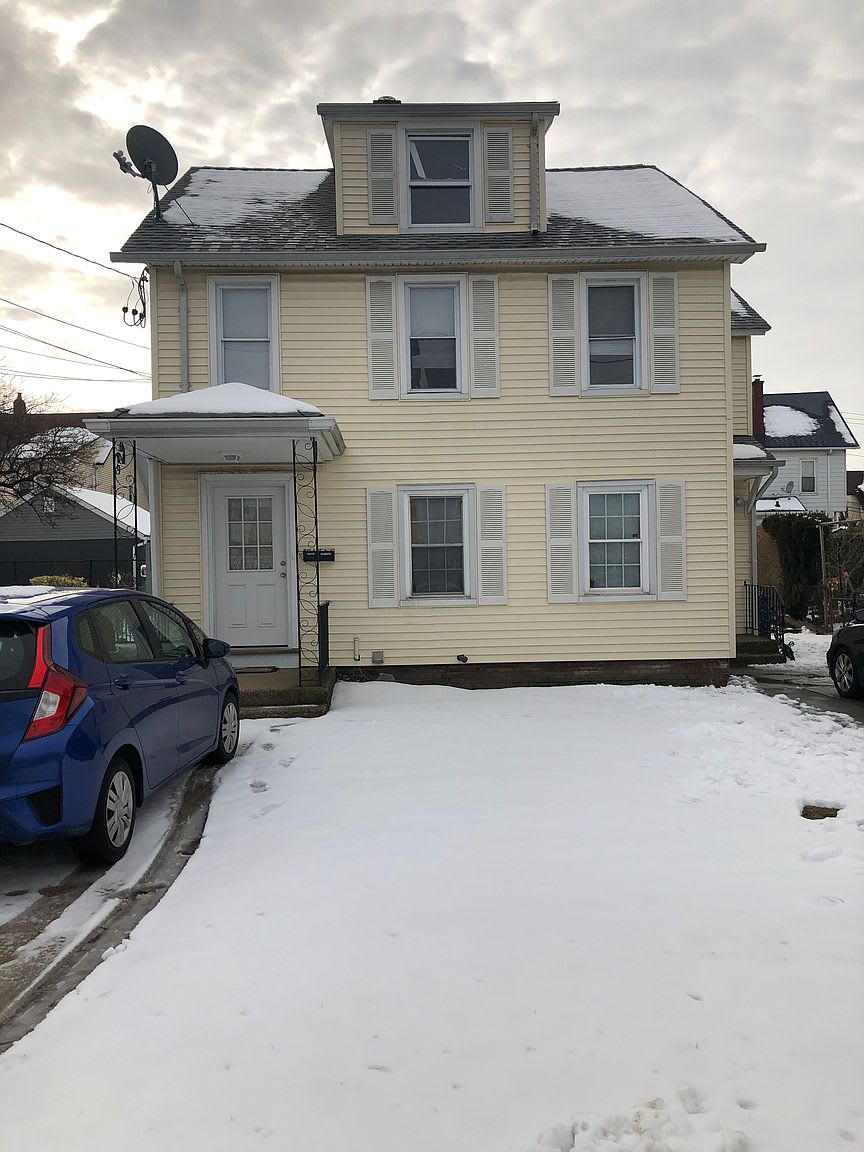 81 Roslyn Rd