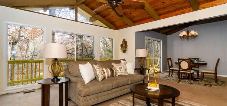 Staging Sells!