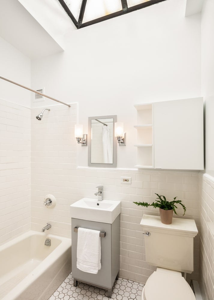 261 W 71st St, #9