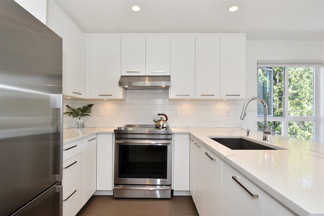 315-1707 Charles St