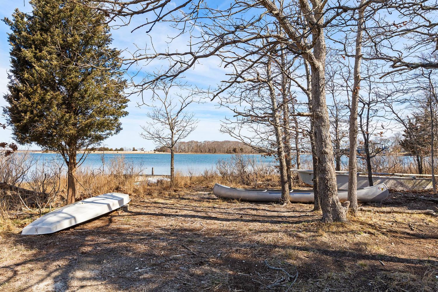 Immaculate & Peaceful Furnished Sag Harbor Ranch