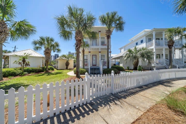 47 Gulfside Way