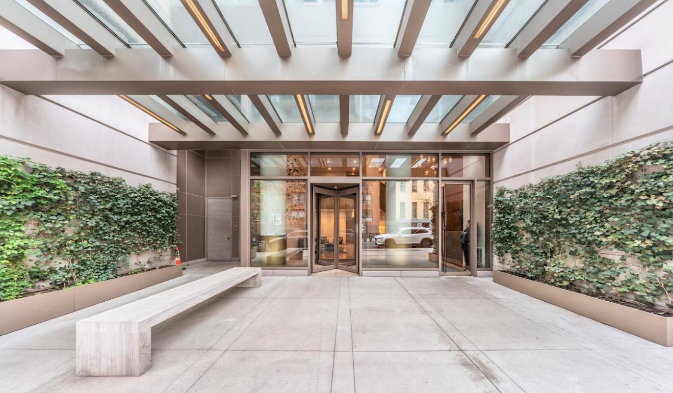 305 East 51st Street, Apt 10-F