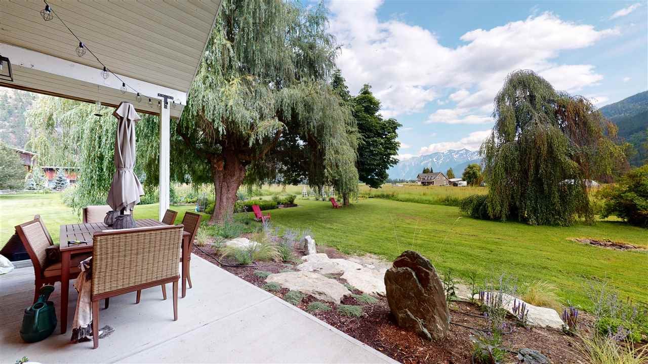 8354 Pemberton Meadows Rd