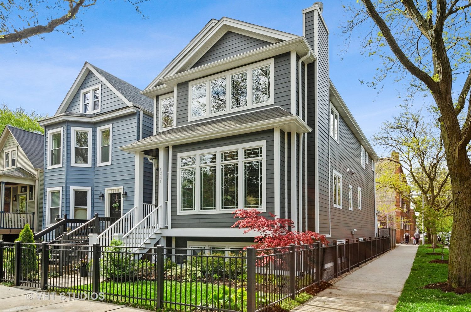 1931 West Berwyn Avenue