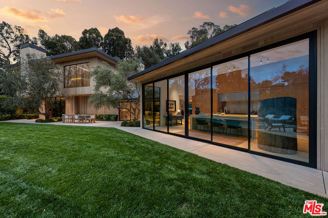 Serene Opulent