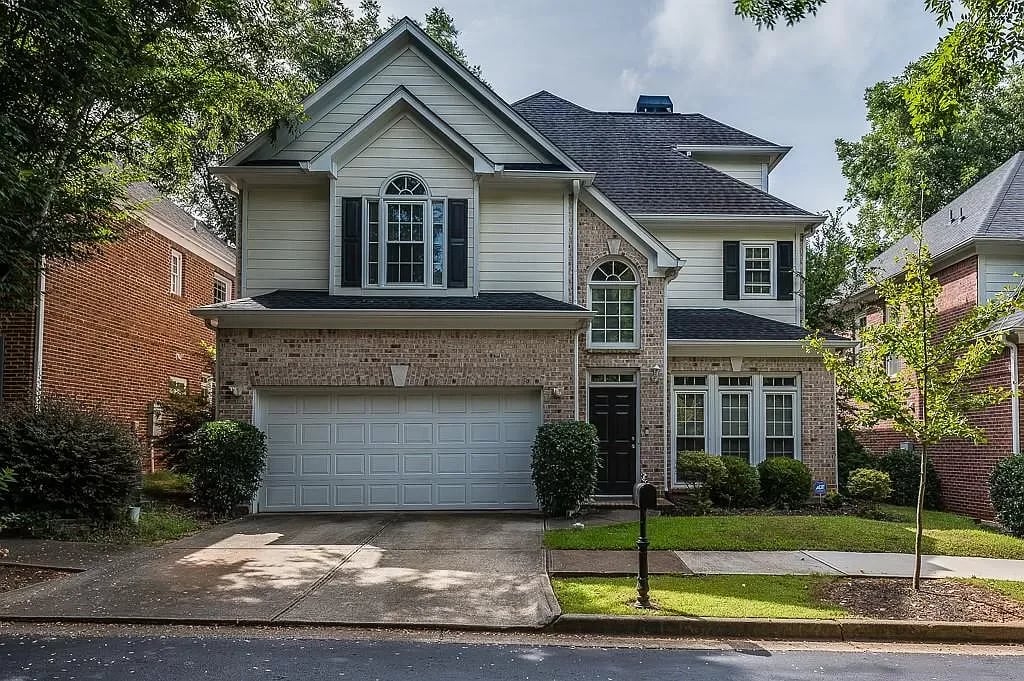 17 Village Walk Dr