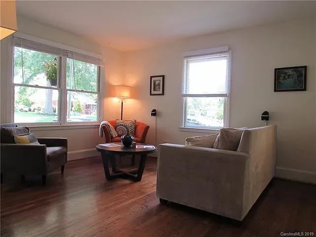 2321 Falmouth Rd