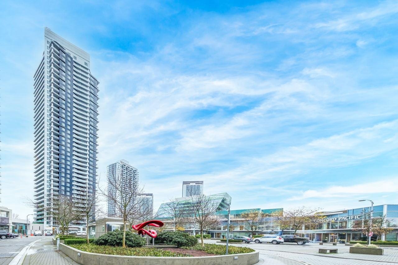 1102-9887 Whalley Blvd