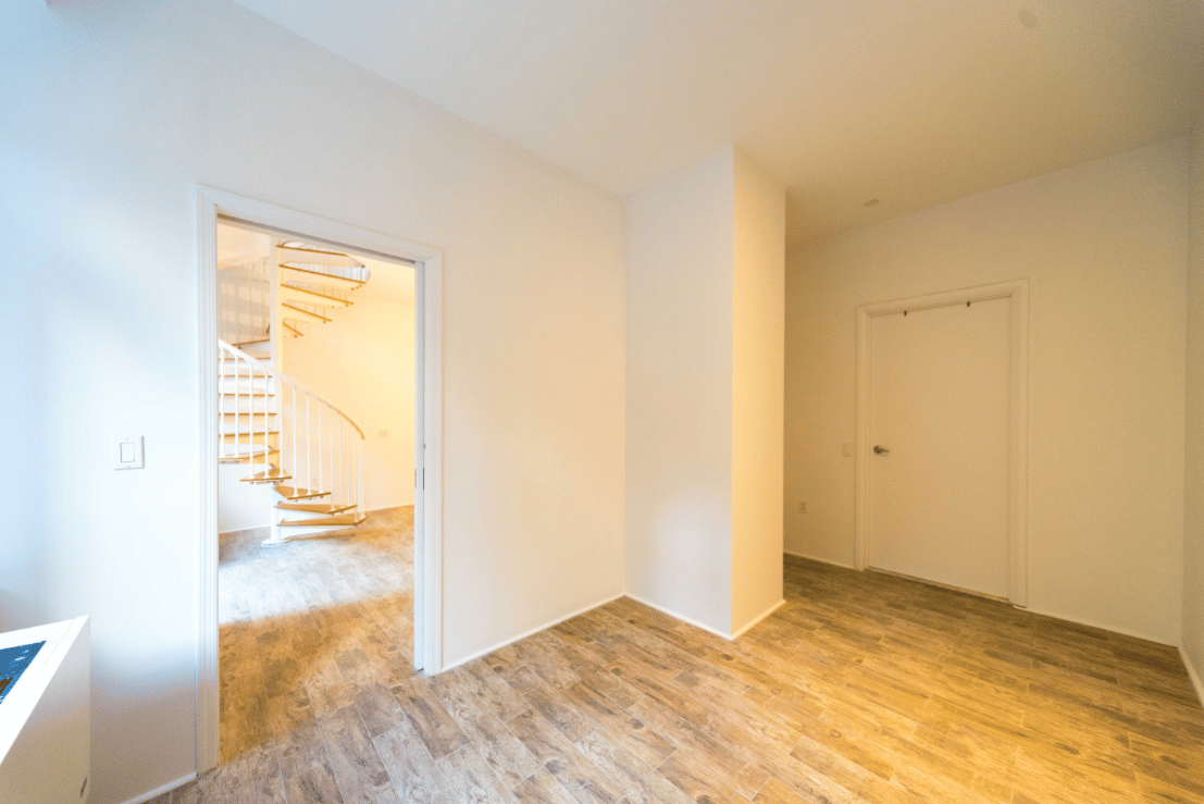 502 Ninth Avenue, Apt 1-B
