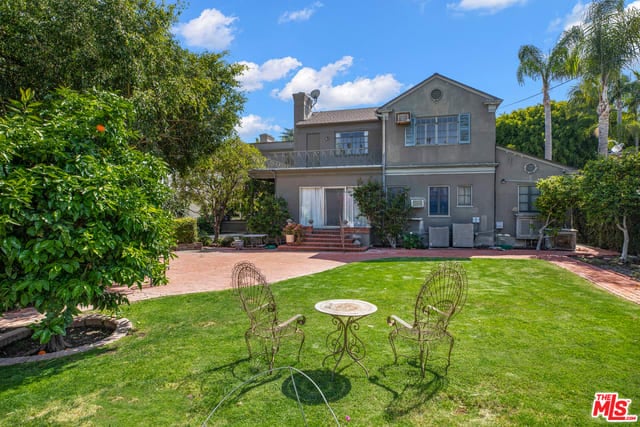Aurora Estate