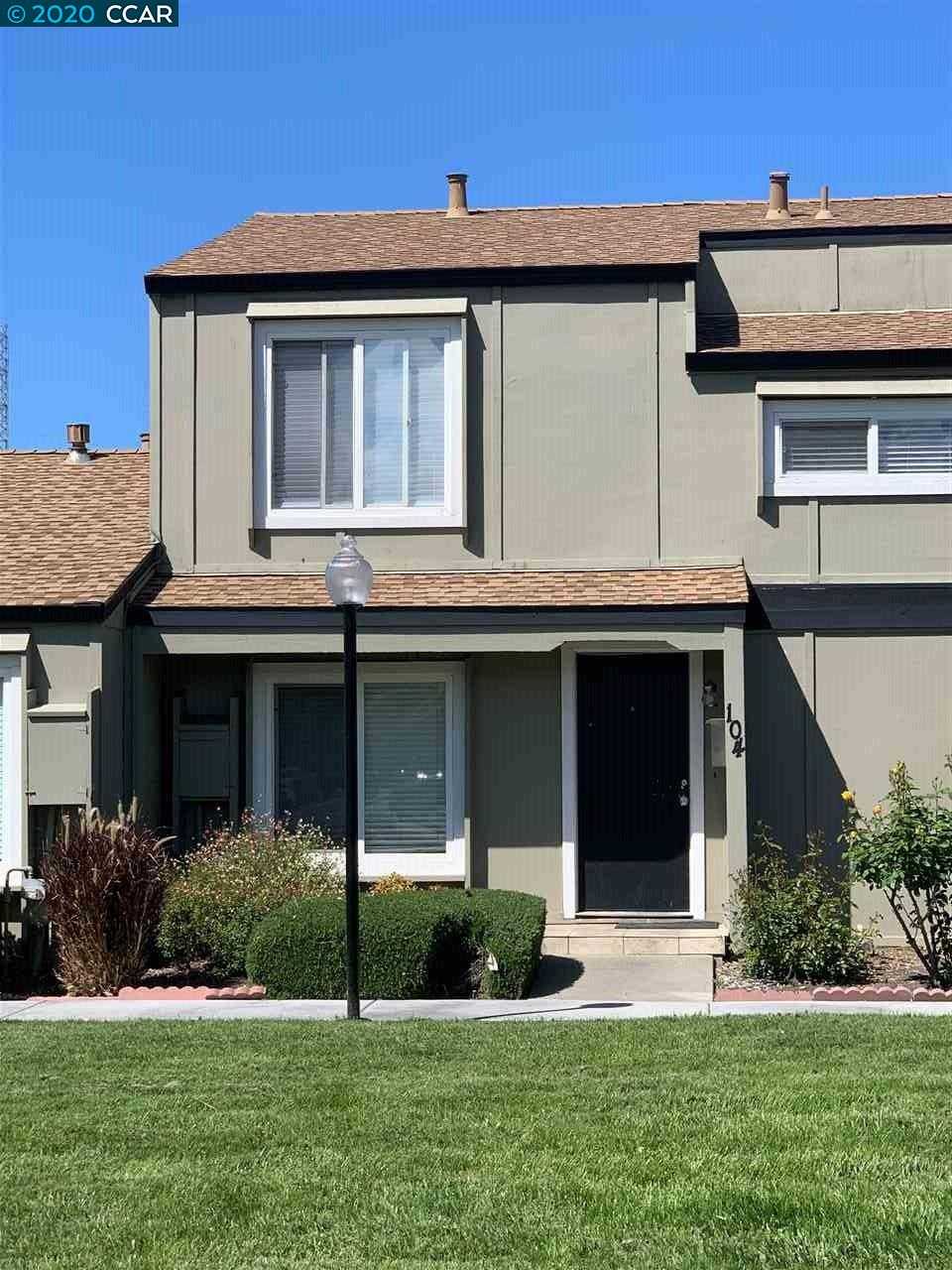 104 Rainier Ln