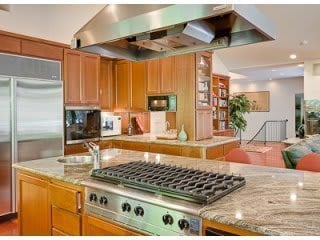 14850 La Rinconada Dr