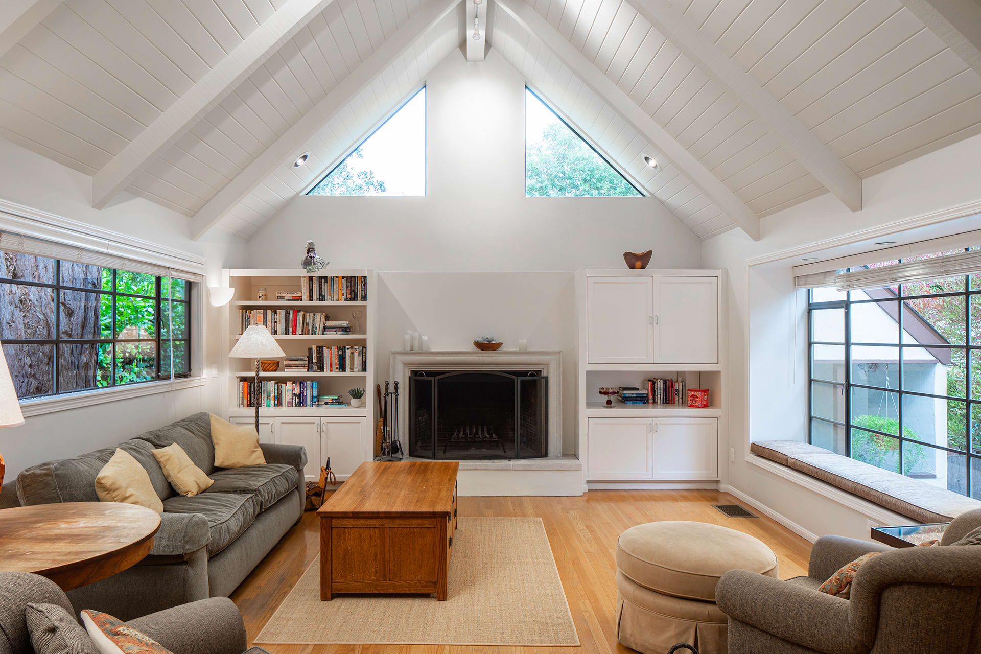 Charming Carmel Cottage - 26246 Carmelo