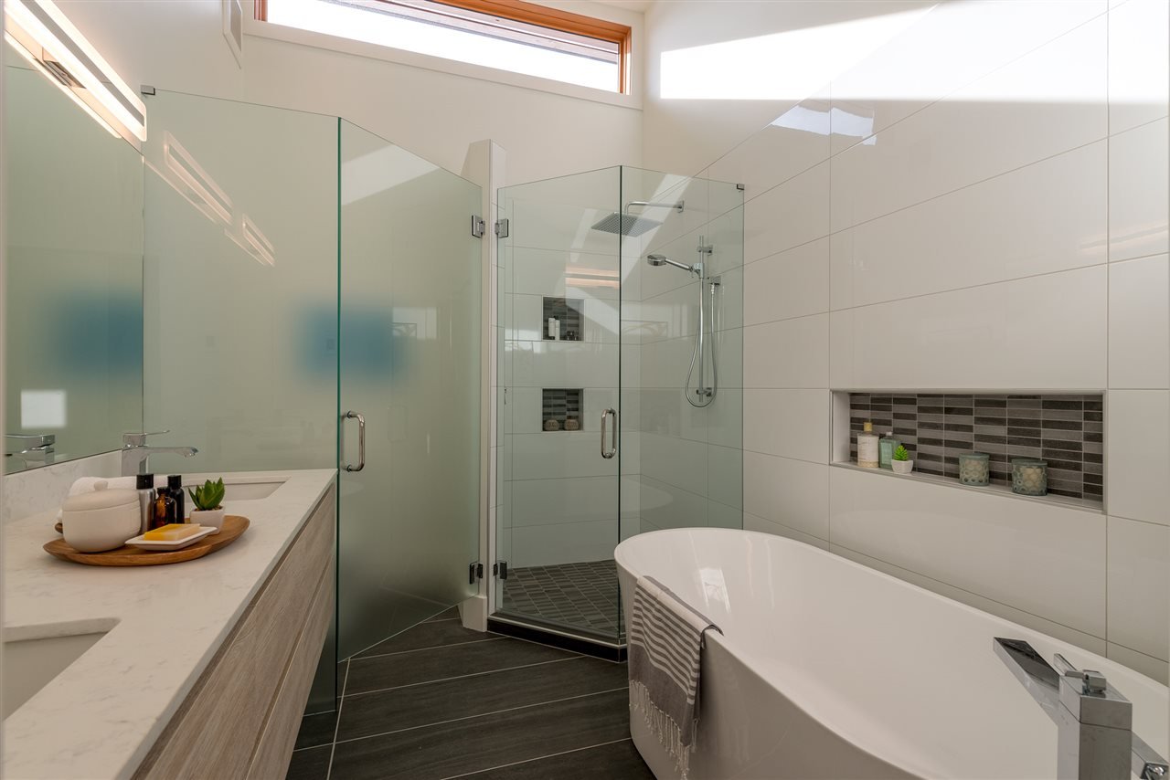 8476 Bear Paw Trail