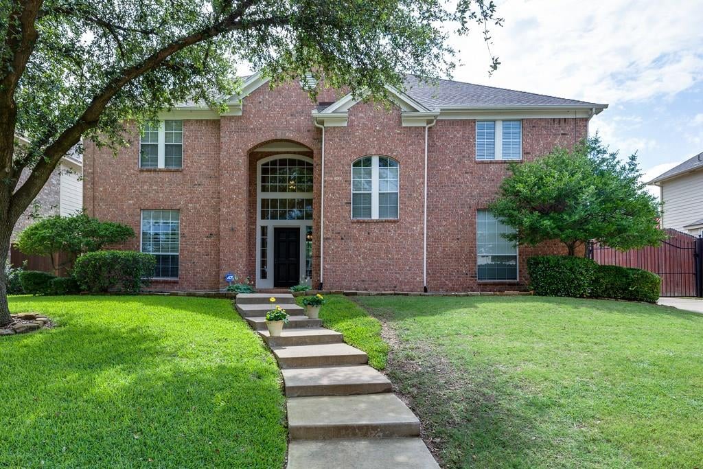 1618 Meadow Park Dr