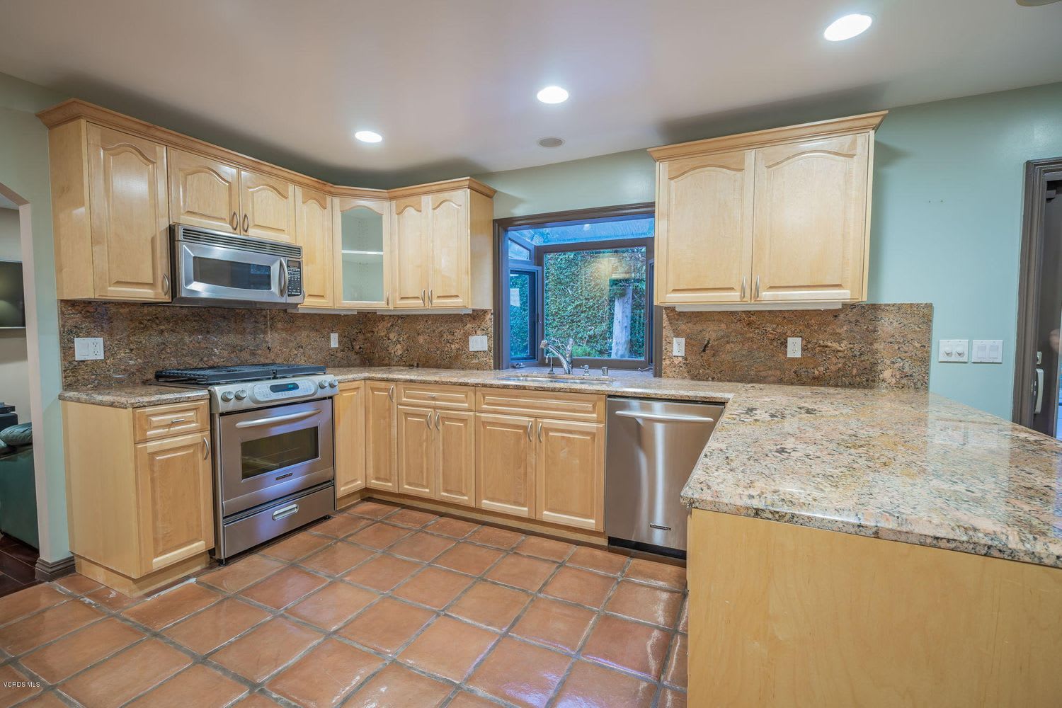 17075 Escalon Dr