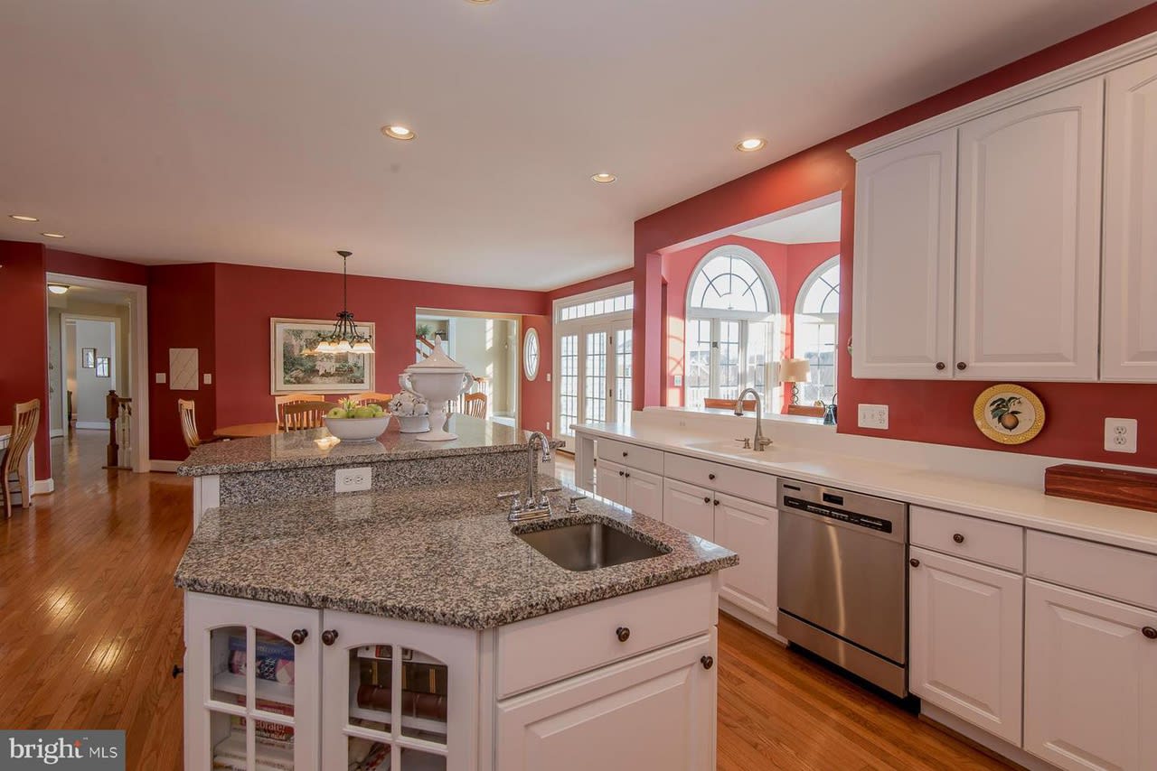  11008 Hidden Fox Ct