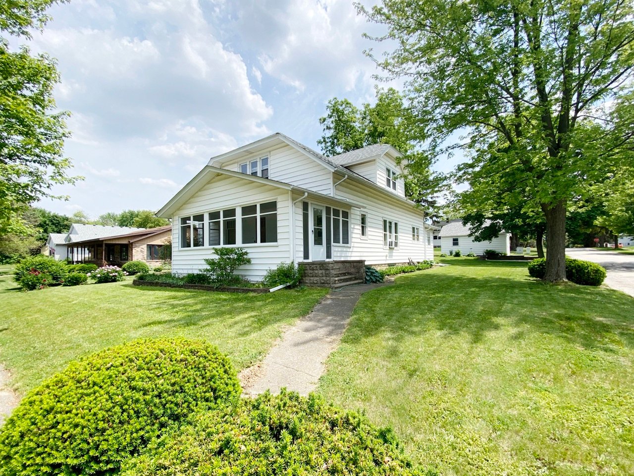 203 E Jackson St