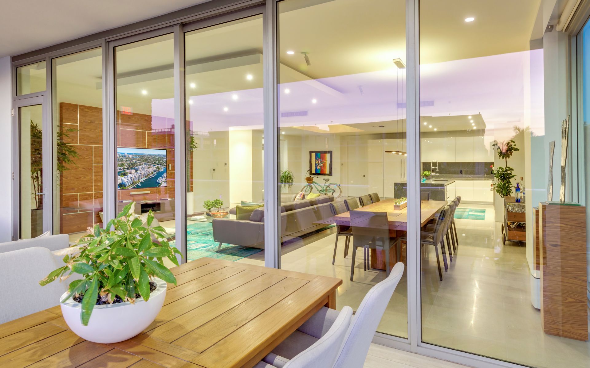 31 Isle Of Venice Dr Unit: 301