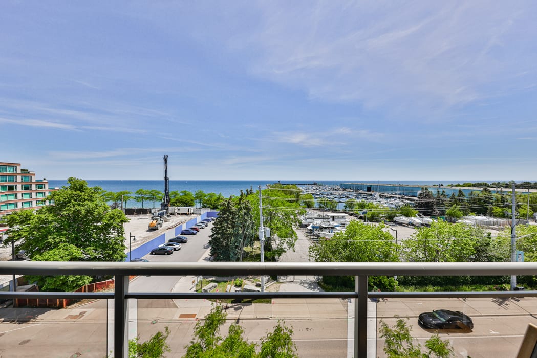 50 Port St E #PH1, Mississauga