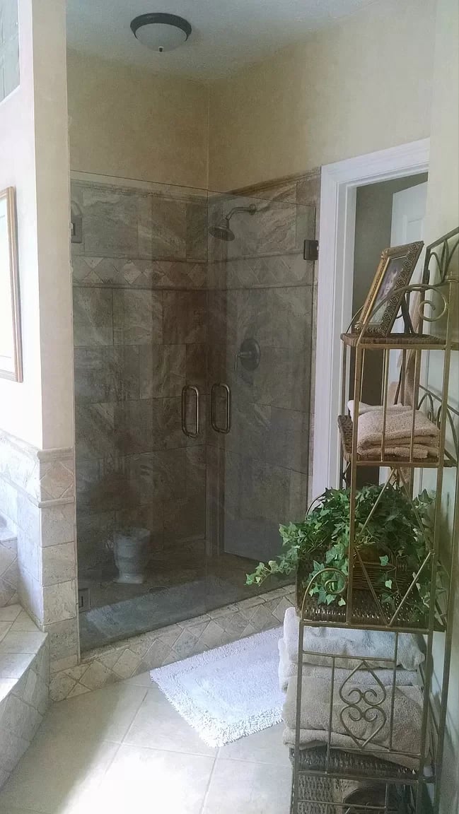 3240 COUNTRY CLUB Drive