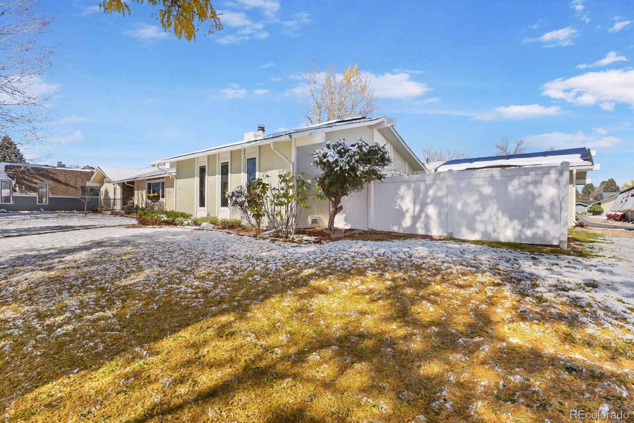 24 Scott Dr