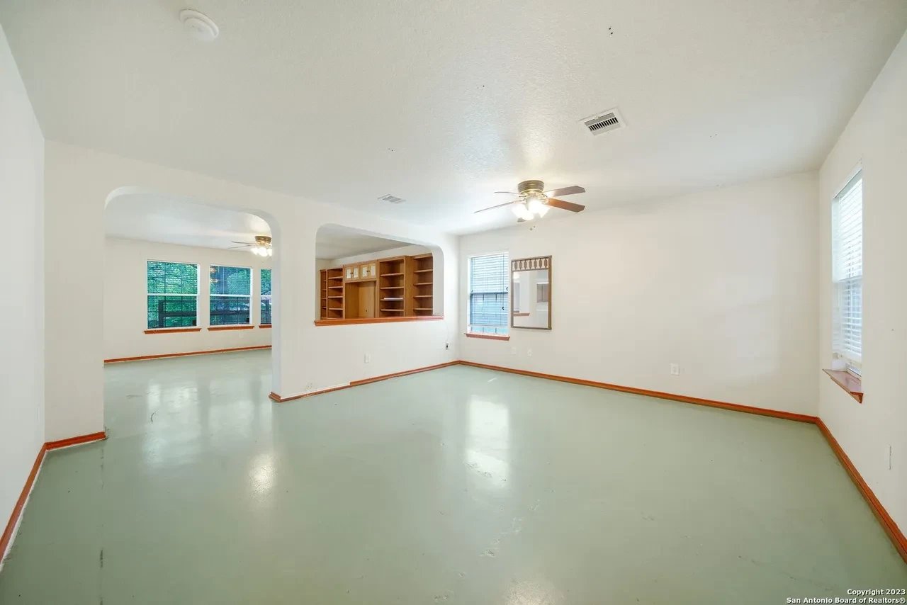 8422 Bluestone Bay