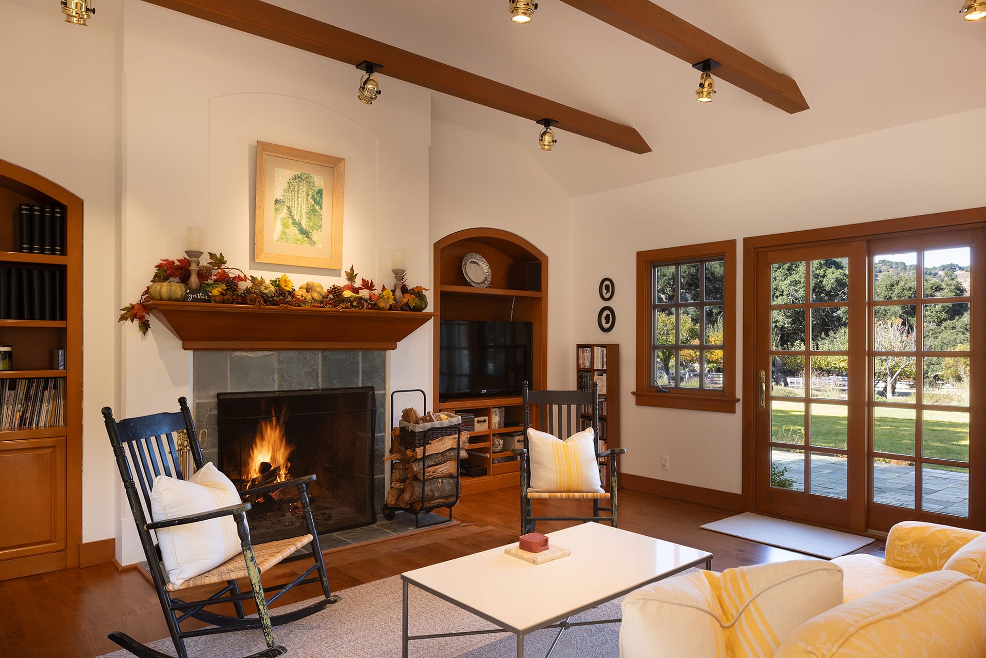Peaceful French Country Estate - 5 Sleepy Hollow Dr