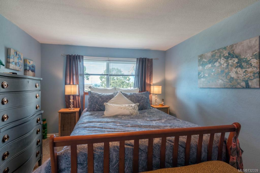 865 Kindersley Rd